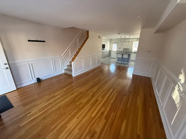 944 Johnston St, Philadelphia, PA 19148