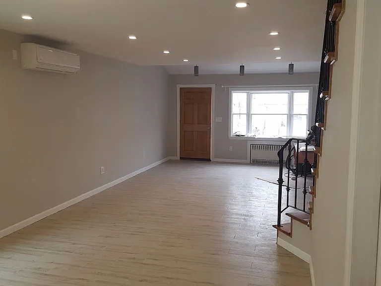 32 Jordan St — Photo 8