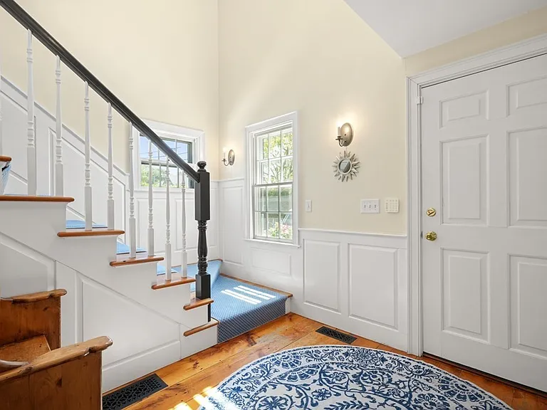 39 Milk St — Photo 13