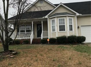 2216 Chasewater Rd, Fayetteville, NC 28306