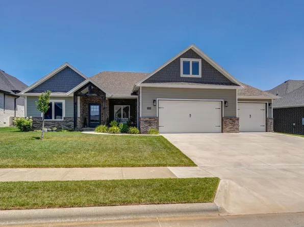 726 S Thornridge Drive, Springfield, MO 65809