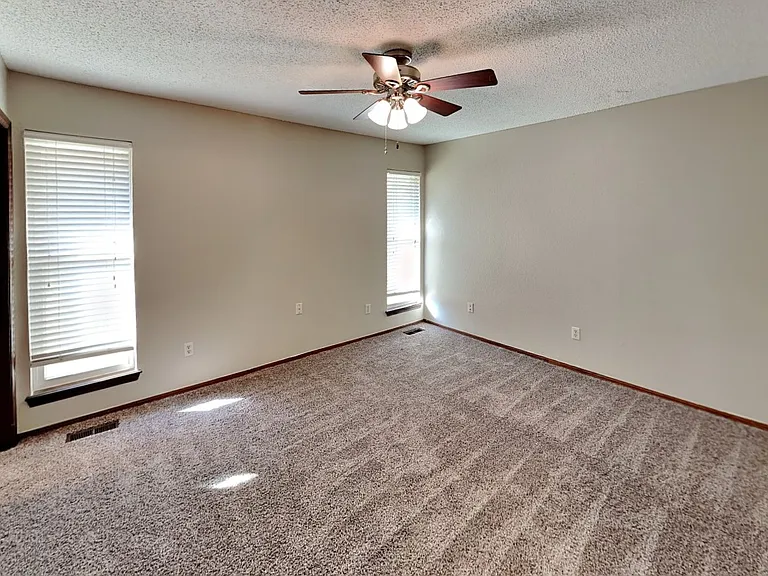 3713 Windscape Ct — Photo 9