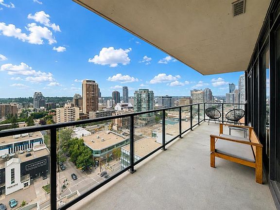 4th image of 1010 6th St SW #1402