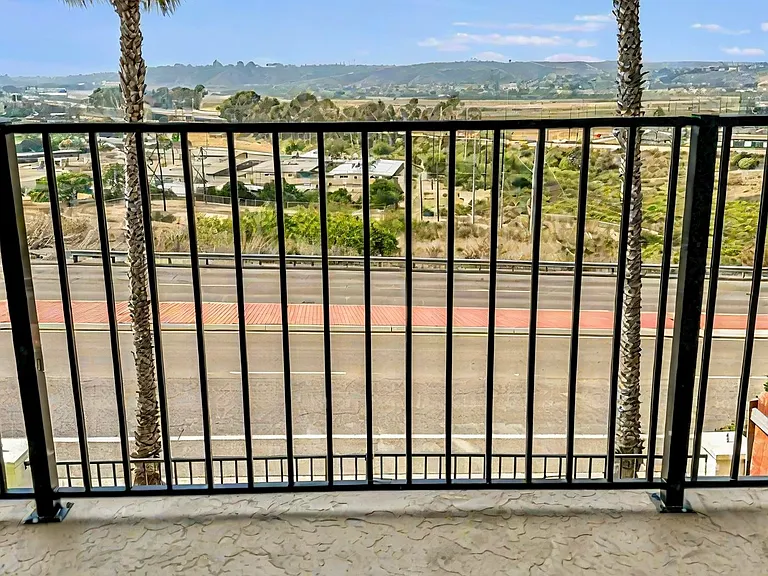 340 S El Camino Real #B — Photo 4