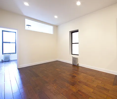 Rented by Bold New York | media 16