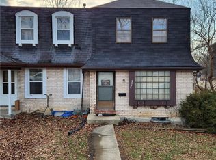 8928 Pflumm Rd, Lenexa, KS 66215