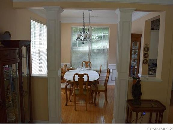 5th image of 125 Drawbridge Ct