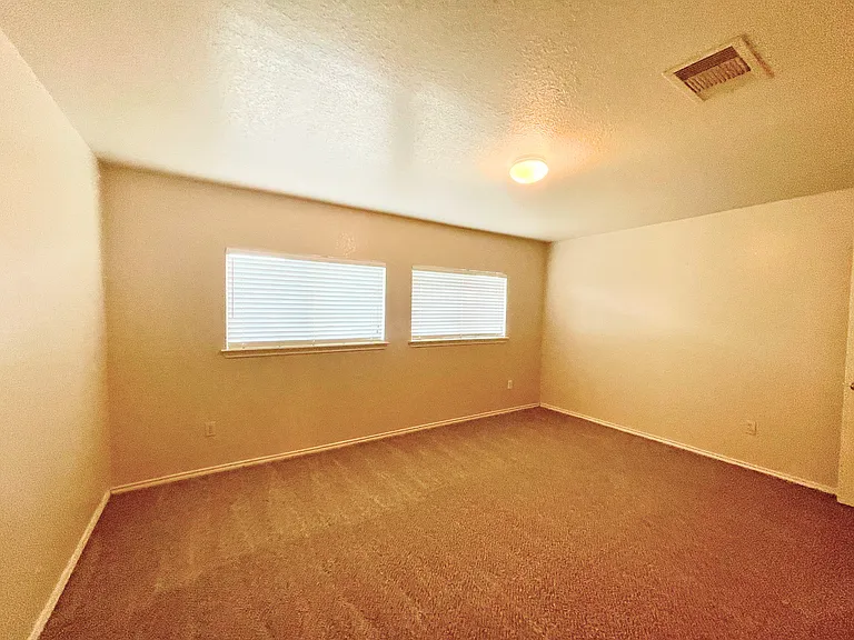 6031 Kensinger Pass — Photo 13