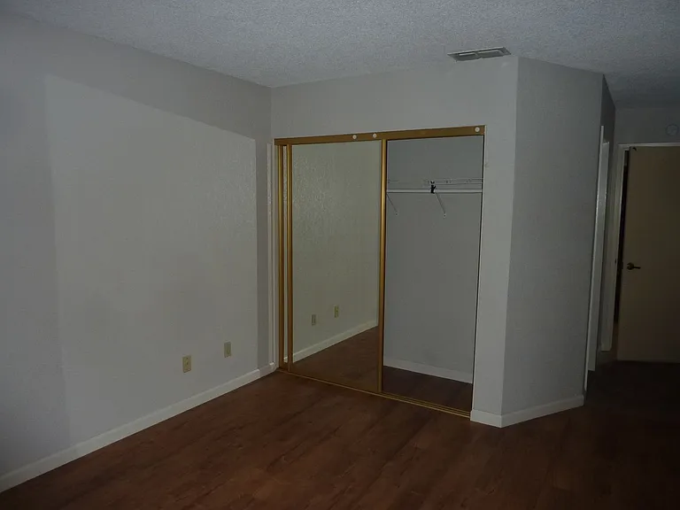 4020 Beaver Creek Ct — Photo 6