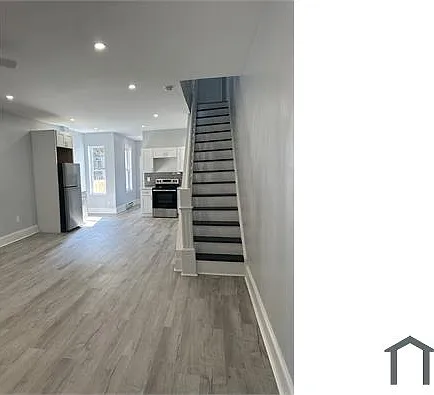 4 bed, 1260 sqft, $1,800 — Photo 2