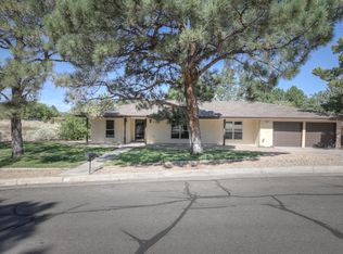 1019 Bernalillo Pl SE, Albuquerque, NM 87123