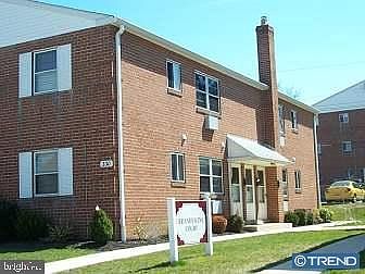 1st image of 328 William St #B