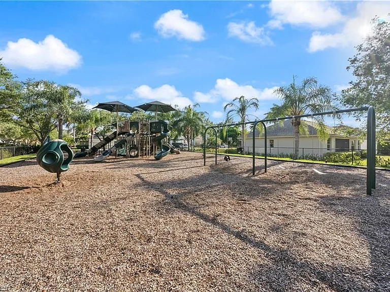 14864 Indigo Lakes Cir — Photo 38