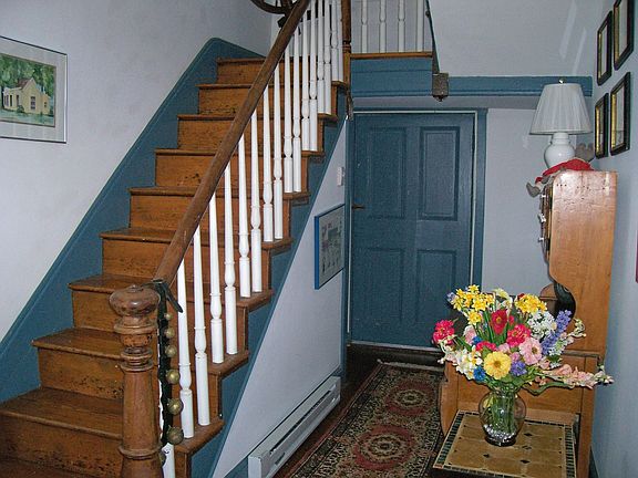 Entrance-Foyer