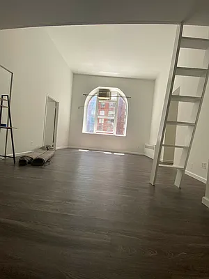 Rented by Voro NYC | media 24