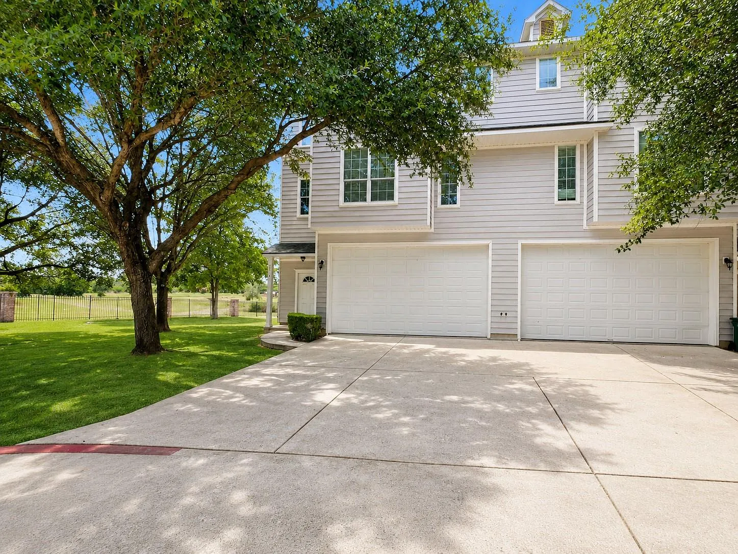3 bed, 2.5 bath, 1788 sqft, $1,400 — Photo 4