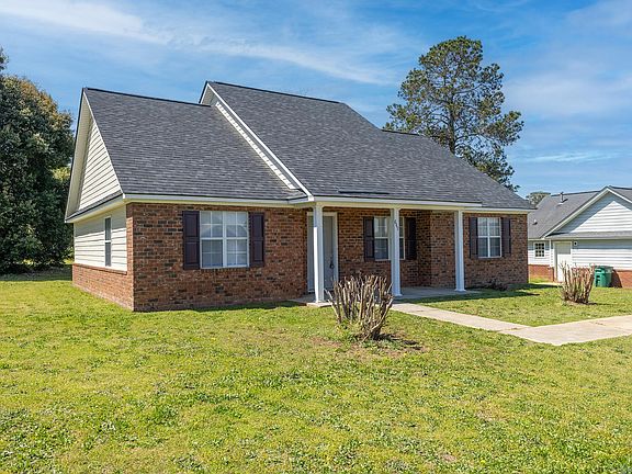 2nd image of 649 Carver Ter NE