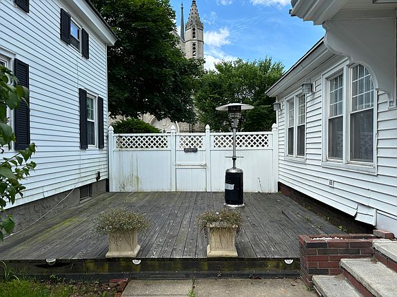Private deck