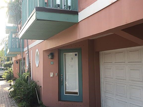 2nd image of 4640 Bougainvilla Dr APT 3