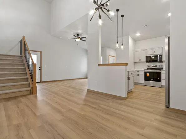 3401 S Jerome Pl, Sioux Falls, SD 57106