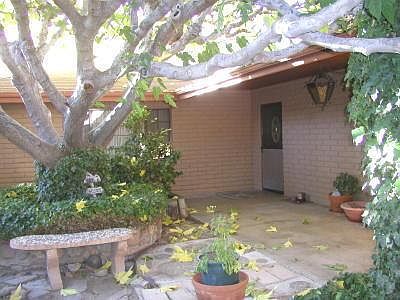 Quality Slumpstone Home!