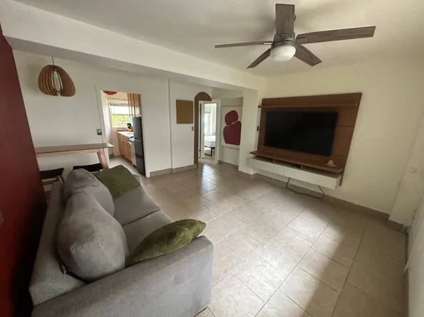 1868 Kahakai Dr APT 211, Honolulu, HI 96814