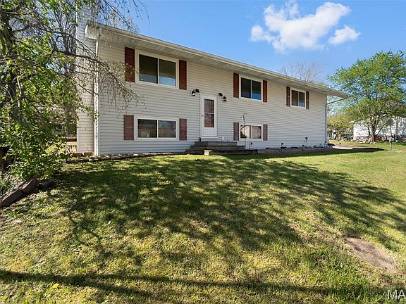 2nd image of 1333 Rolling Fields Dr