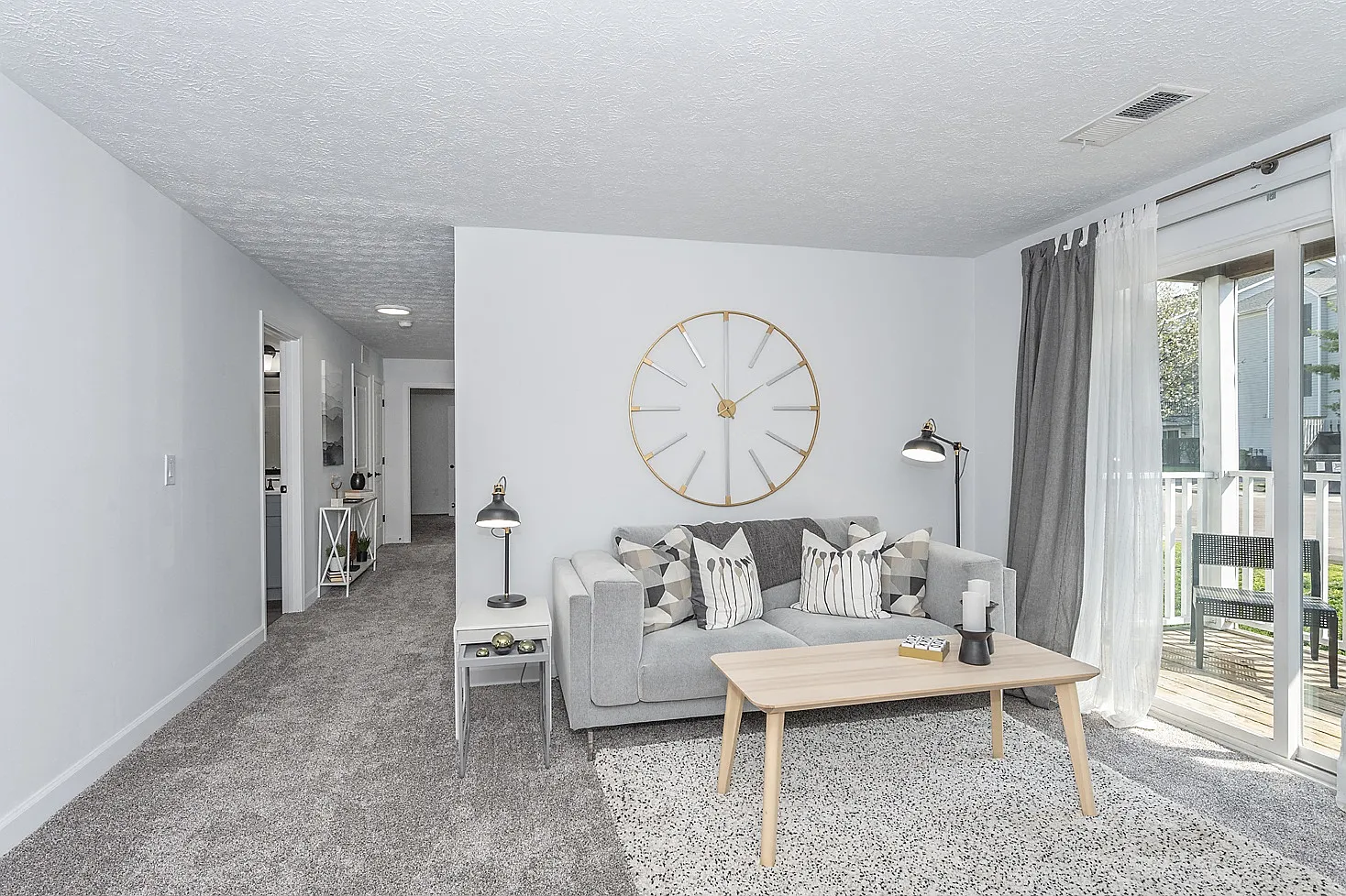 Hilltop Apartments — Photo 1