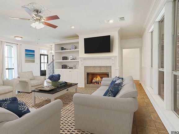 5th image of 10202 Magnolia Blossom Ave