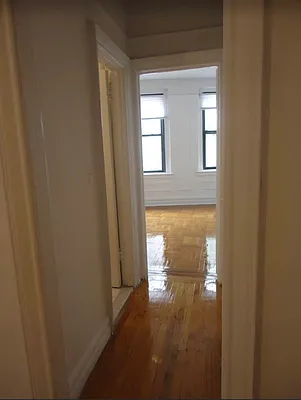 Rented by Urban Real Estate Property Group Inc | media 3