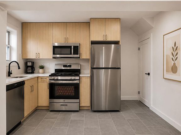 4th image of 4135 Murdock Avenue