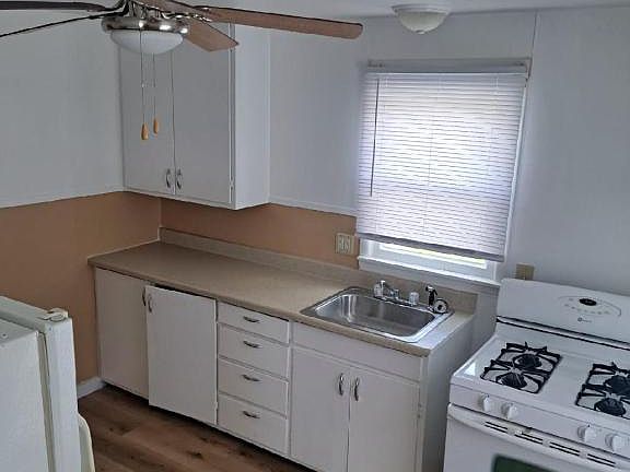 2nd image of 402 E Snider St APT 4