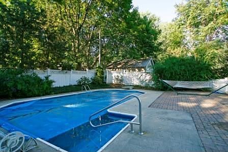 inground pool