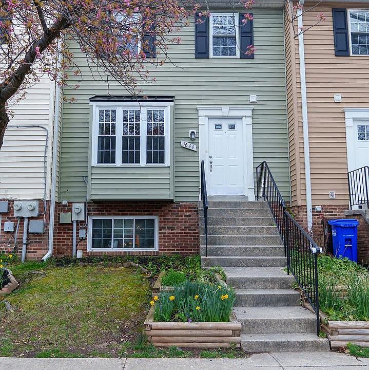 1st image of 7644 S Arbory Ln #318