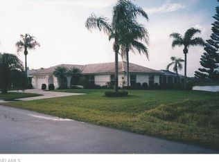 2605 E 5th St, Lehigh Acres, FL 33936