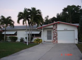 5219 Glade Ct, Cape Coral, FL 33904