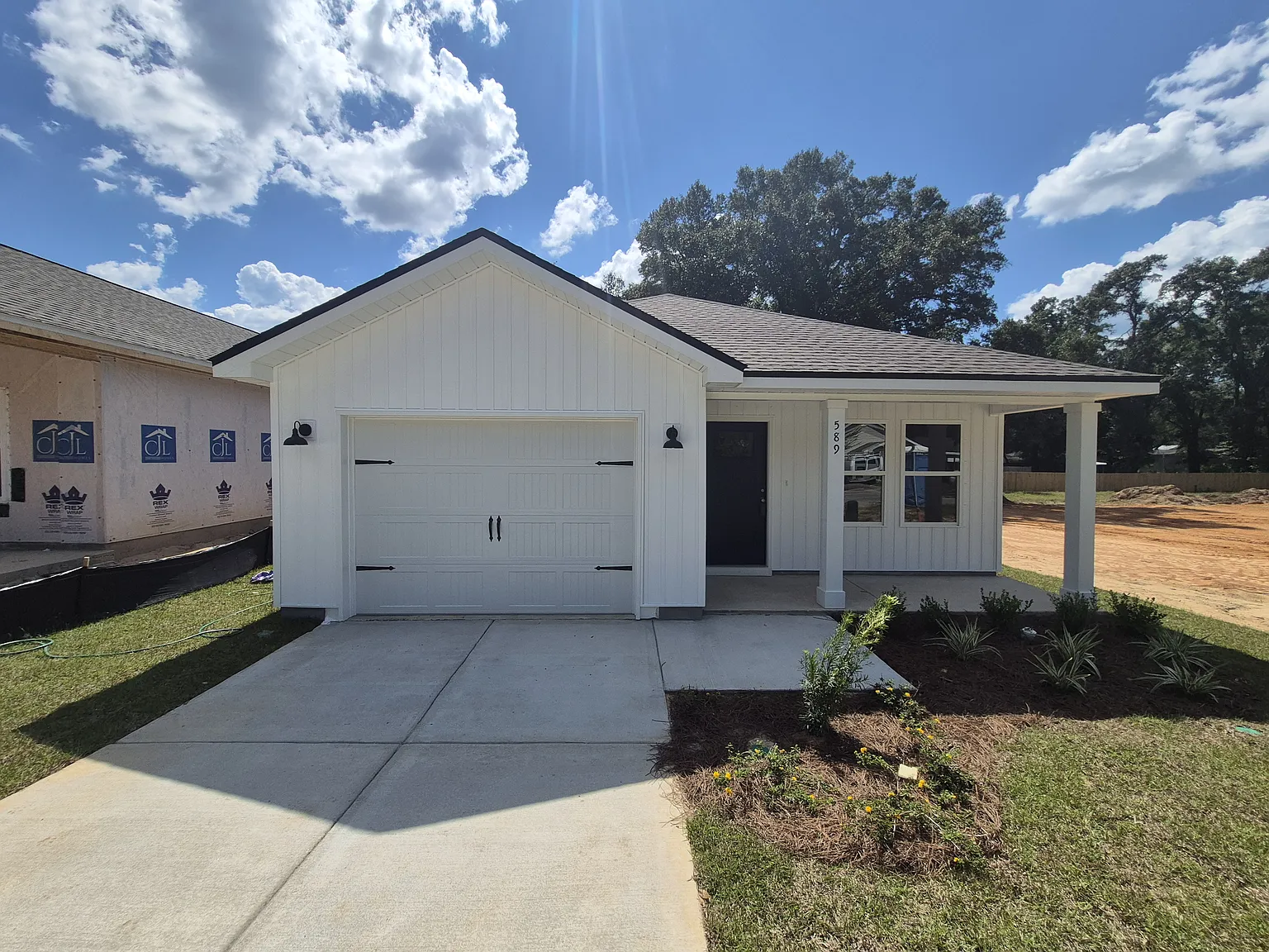 8531 Sonnyboy Ln — Photo 1