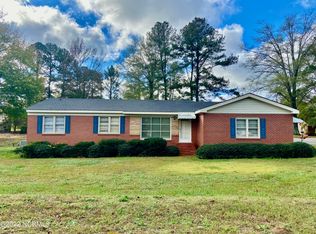 1517 Bethlehem Rd, Rocky Mount, NC 27803