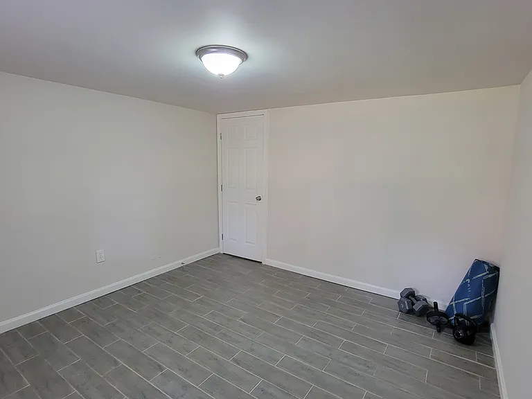 3010 Santa Monica Dr — Photo 22