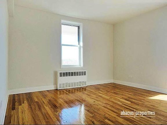 3rd image of 1600 Caton Ave APT 5L