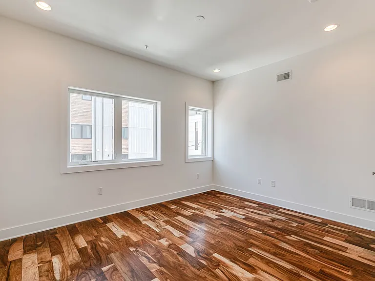 326 Potts Pl — Photo 24
