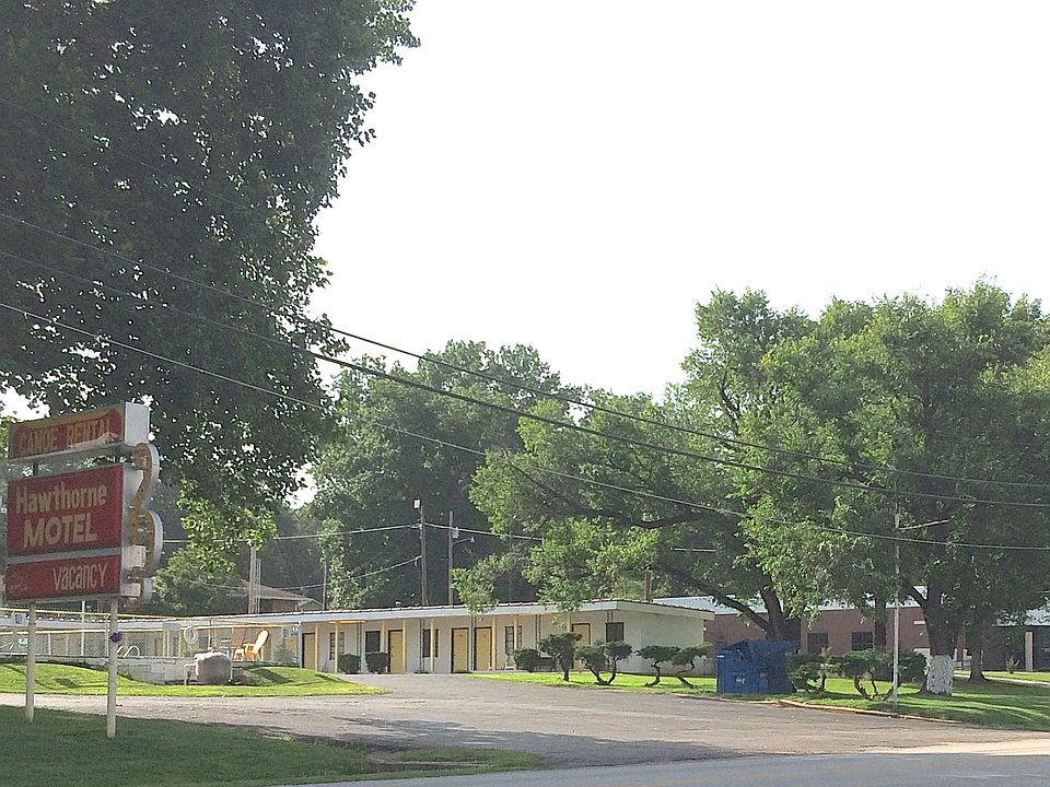 1st image of 602 Business 60 Hwy