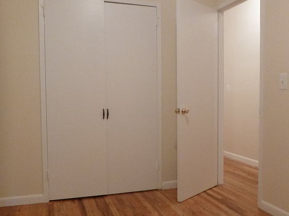 5th image of 2107 8th Ave APT 3B