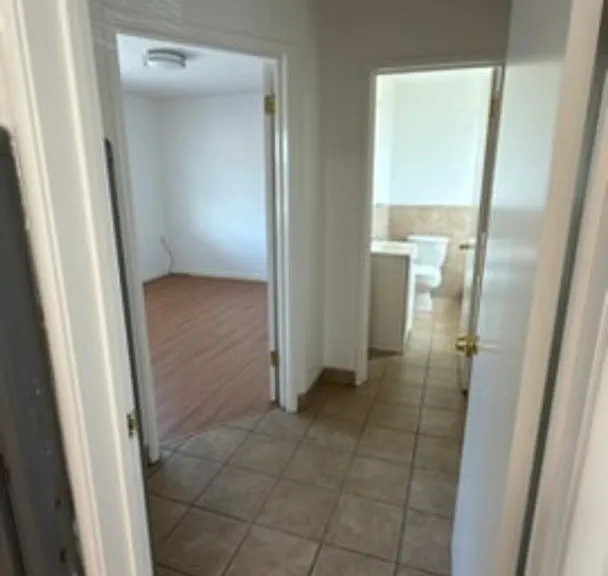 1777 Hester Ave — Photo 8