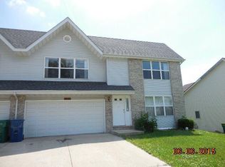 5783 Adams St, Merrillville, IN 46410
