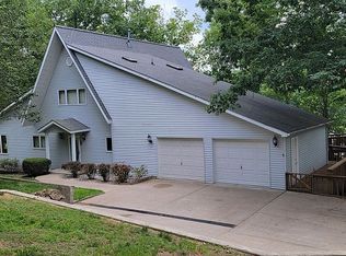 2336 Egyptian Hills Dr, Creal Springs, IL 62922