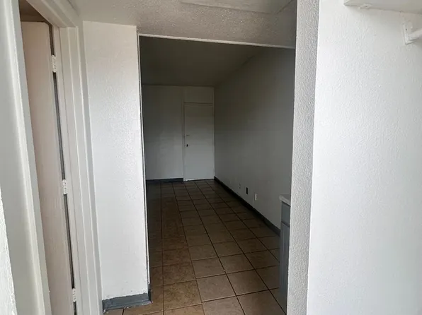 Gray Street Square, 605 N Gray St #130, Killeen, TX 76541