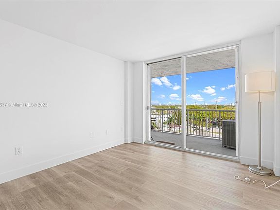 5th image of 1800 NW 24th Ave APT 912