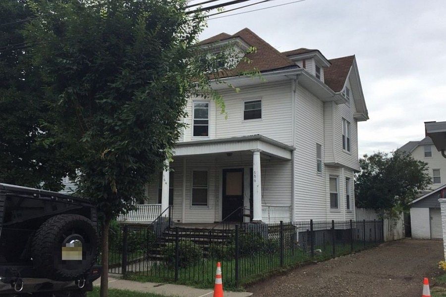 2nd image of 664-666 Highland Ave