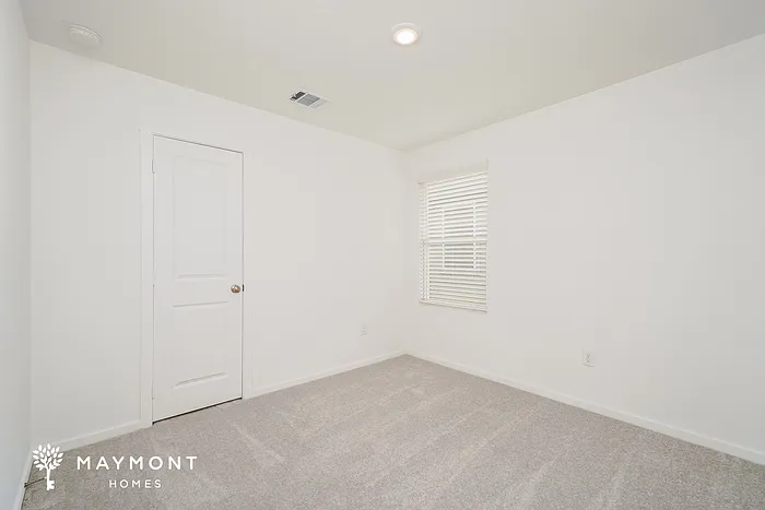 546 Layne Overlook — Photo 10